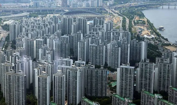 [부동산 전망] 정부, 보유세·양도세 인상 카드 만지작