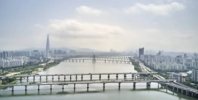 한강뷰 아파트 프리미엄, 층이 바뀌자 10억 원이 갈렸다